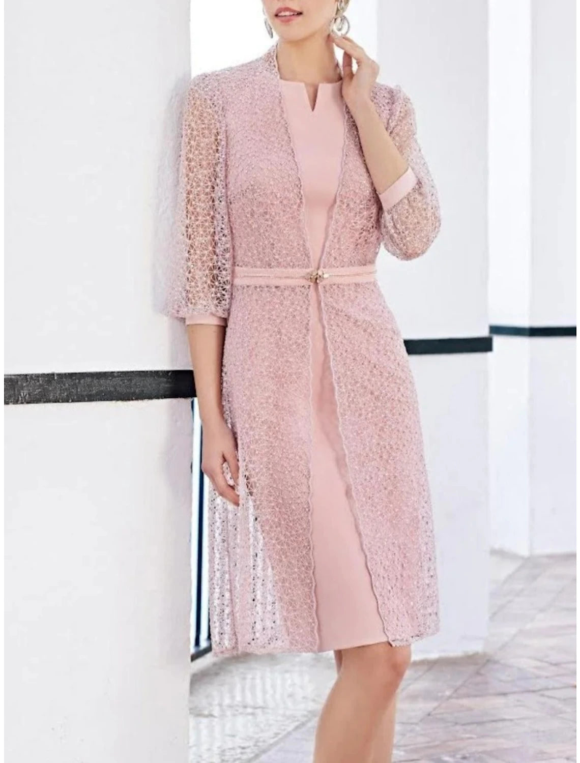 Casual Apparel For Women Sheath / Column Mother of the Bride Dress Wedding Guest Elegant Petite Scoop Neck Knee Length Stretch Chiffon Half Sleeve with Crystal Brooch Solid Color