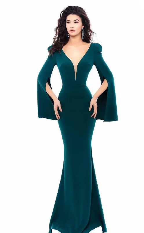 Women's Occasion Wear Clothing Tarik Ediz 93333 Plunging V-Neck Trumpet Sleeve Mermaid Gown - 1 pc Emerland in Size 6 Available