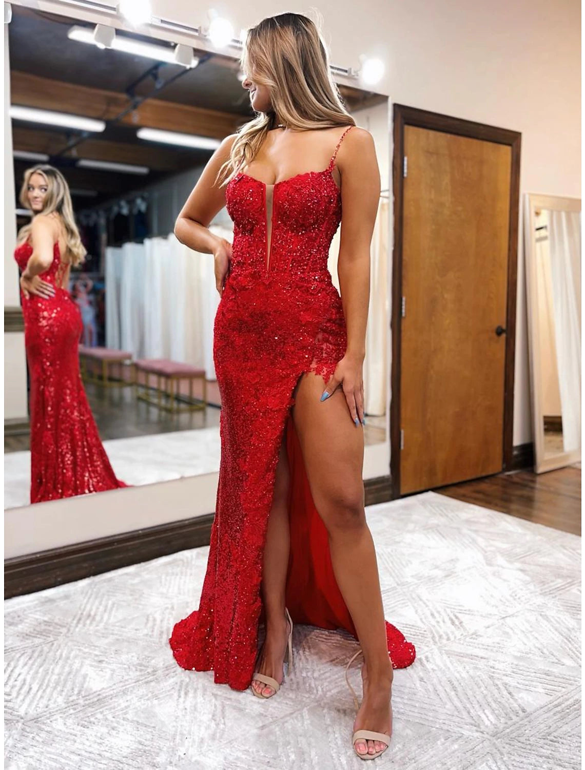 Vintage-Inspired Women's Clothes Mermaid / Trumpet Prom Dresses Sparkle & Shine Dress Formal Wedding Party Sweep / Brush Train Sleeveless Spaghetti Strap Sequined Backless with Beading Sequin Slit