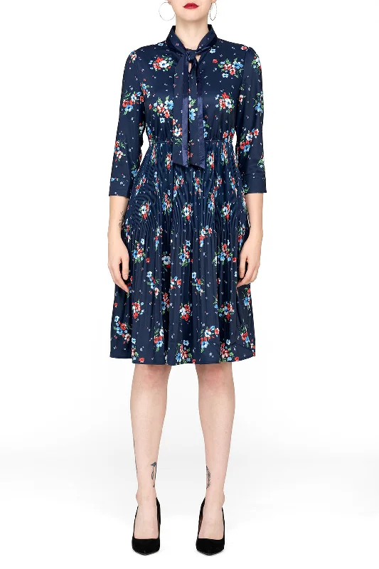 Women's Clothing For Travel SCANDINAVIA-Pleated Office Floral Dress