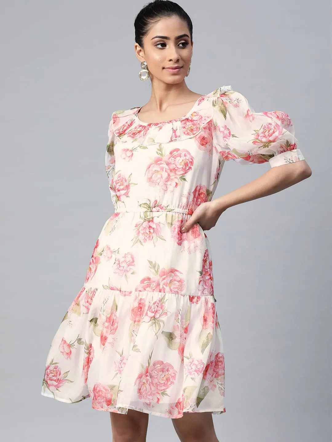 Women's Outfit White Floral Puff Sleeve Tiered Dress