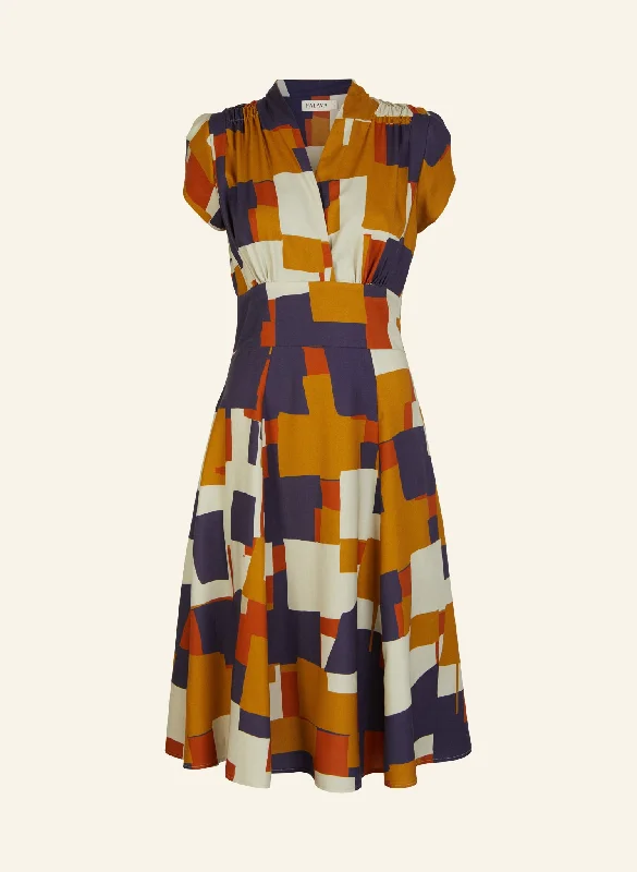 Elegant Ensemble Rita - Boxes Dress