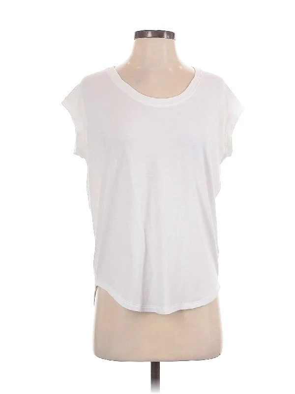 Women's Resort Attire Sleeveless T Shirt